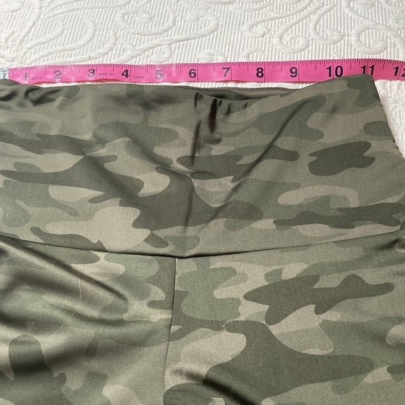 NWT Onzie High Waisted Cameo Legging Size XS - Picture 9 of 12